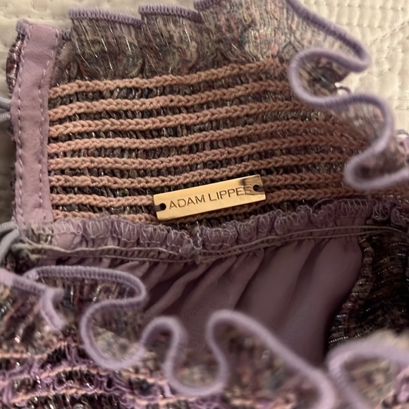 Lavender and silver sleeveless blouse - Picture 3 of 6